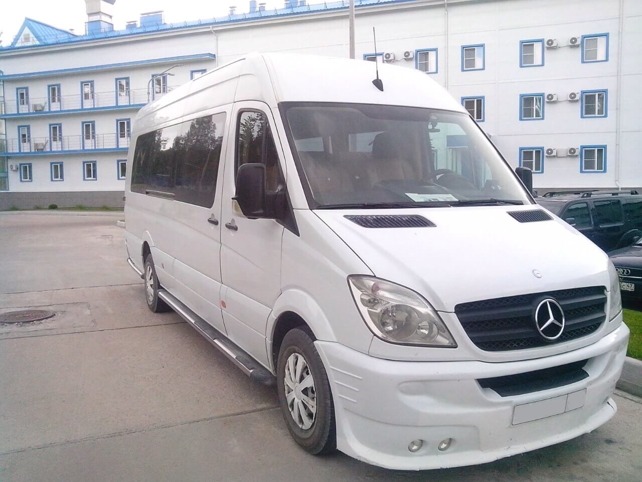 Заказать Mercedes-Benz Sprinter 313 с водителем в Подольске ‐ ПодольскТранс